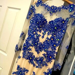 Beautiful Long sleeve dress